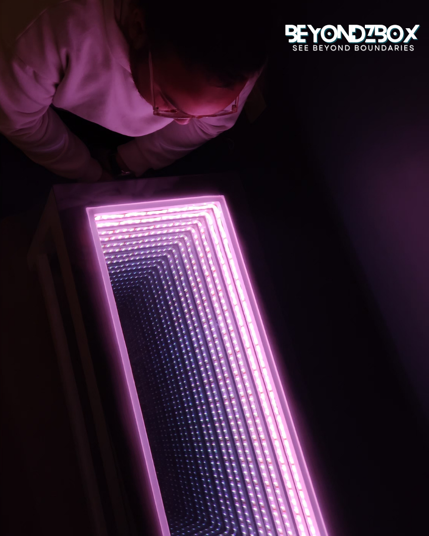 Infinity Mirror Table